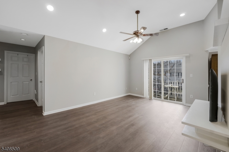 Stratton Meadows - Residential Lease