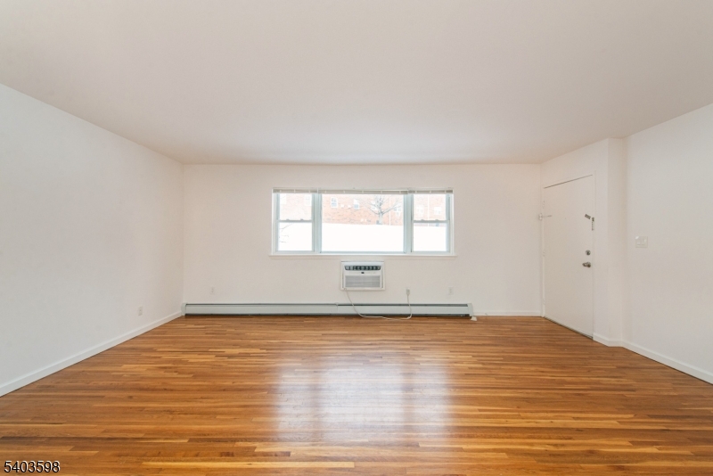 Mountain Club - Residential Lease