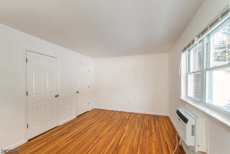 Mountain Club - Residential Lease