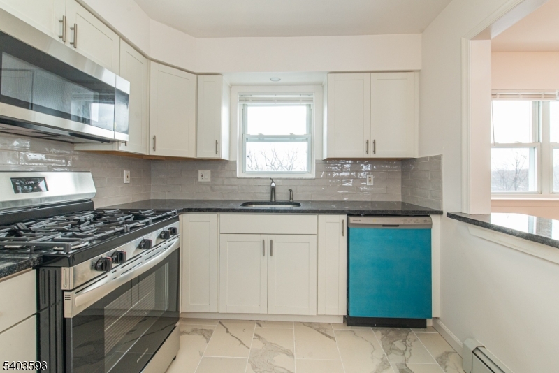 Mountain Club - Residential Lease