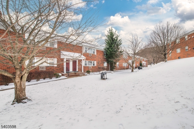 Mountain Club - Residential Lease