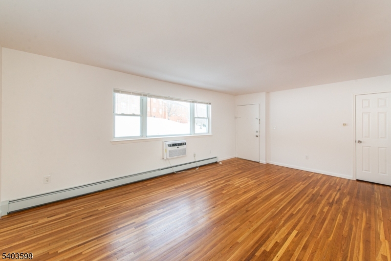 Mountain Club - Residential Lease