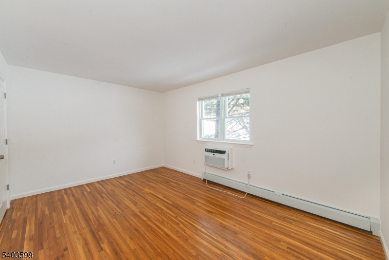 Mountain Club - Residential Lease