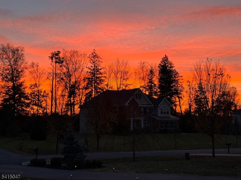 Pond Hill Estates - Residential Lease