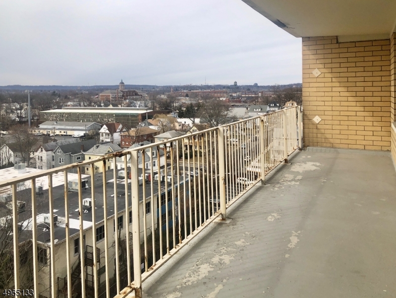 Carlton Towers - Residential