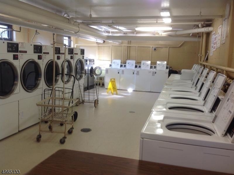 Carlton Towers - Residential