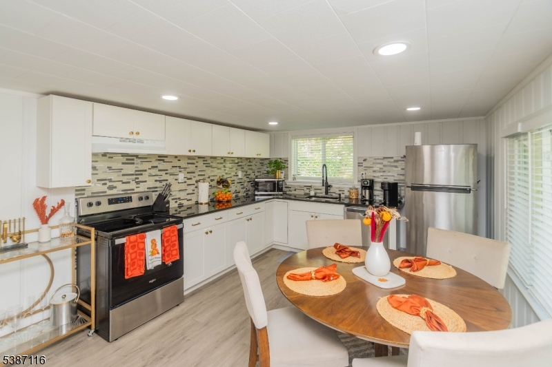 Crandon Lakes - Residential