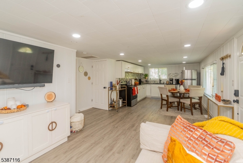 Crandon Lakes - Residential