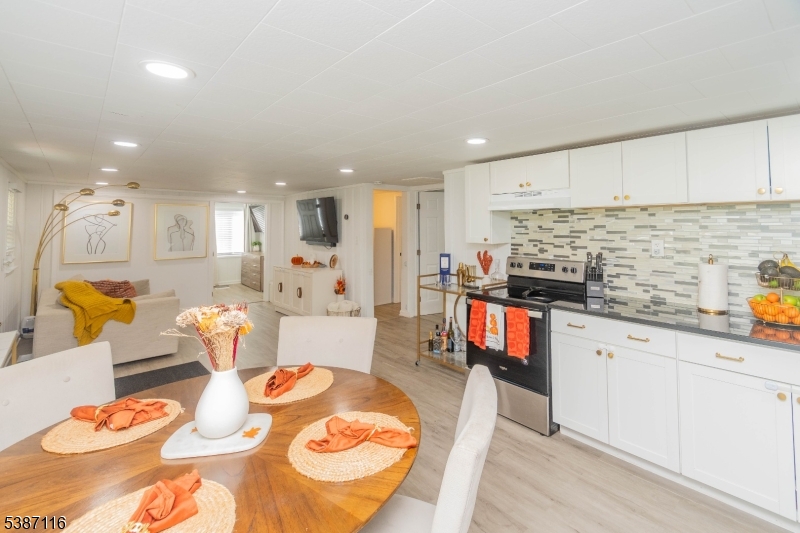 Crandon Lakes - Residential