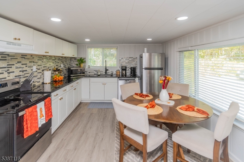 Crandon Lakes - Residential