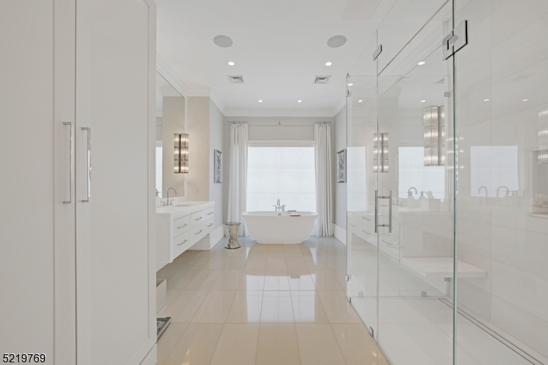 Bel Air - Residential