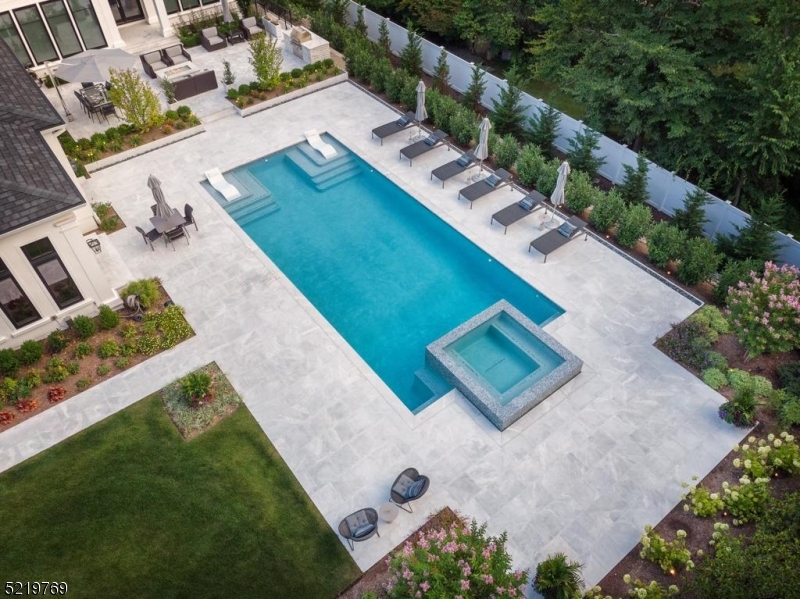 Bel Air - Residential