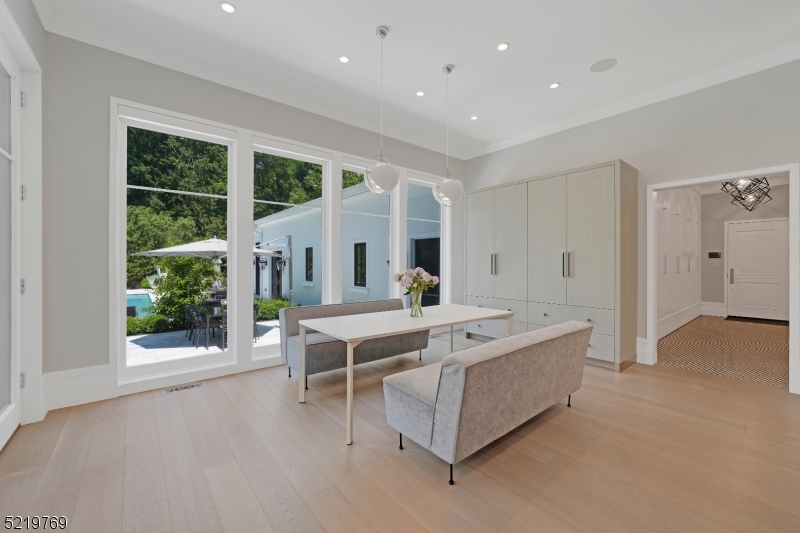 Bel Air - Residential