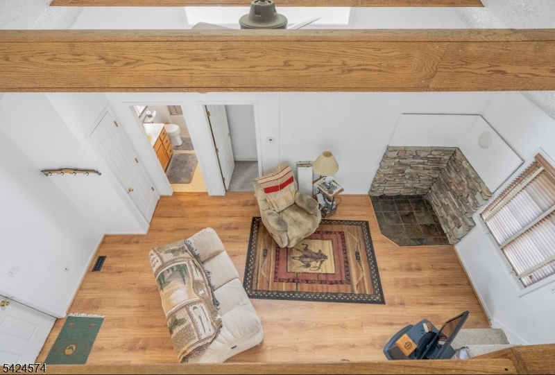 Cozy Lake - Residential