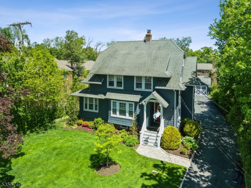 368 Main St