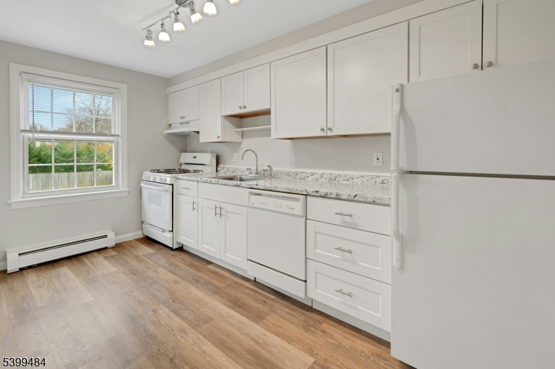 Chatham Court - Residential