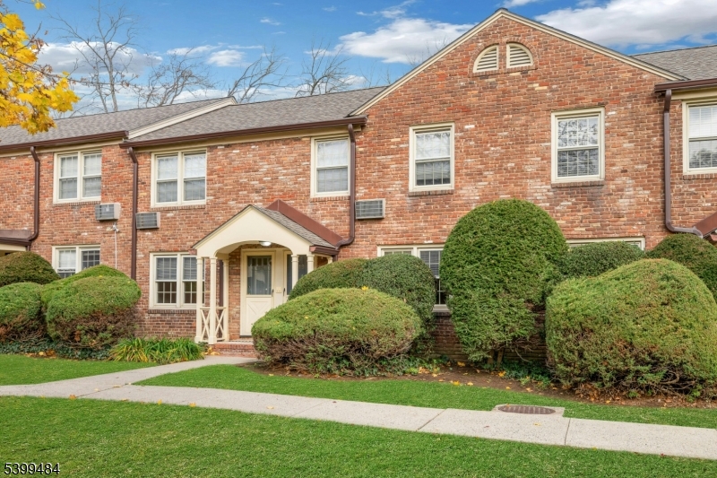 Chatham Court - Residential