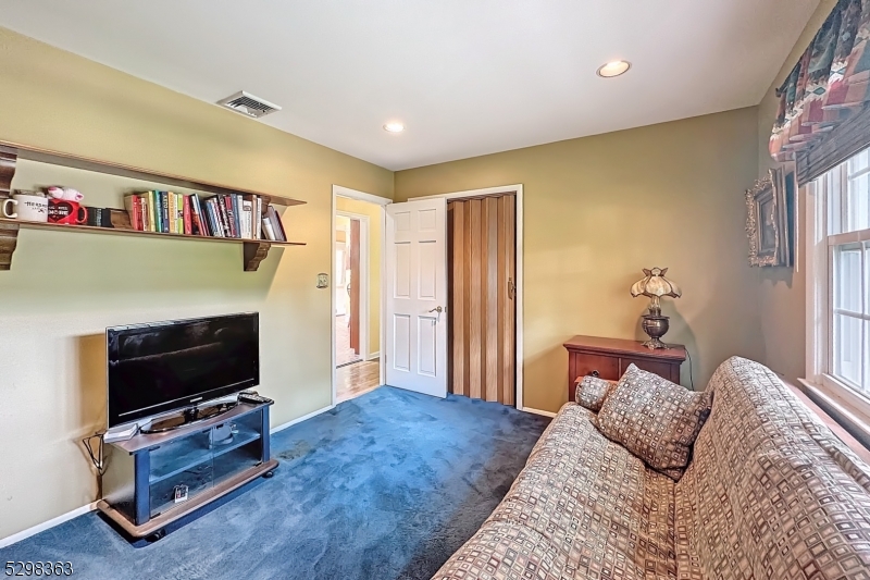 White Meadow Lake - Residential