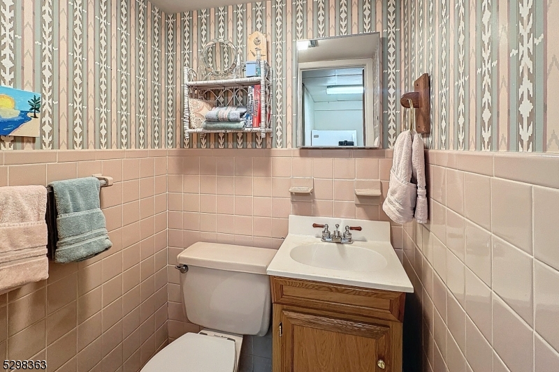 White Meadow Lake - Residential