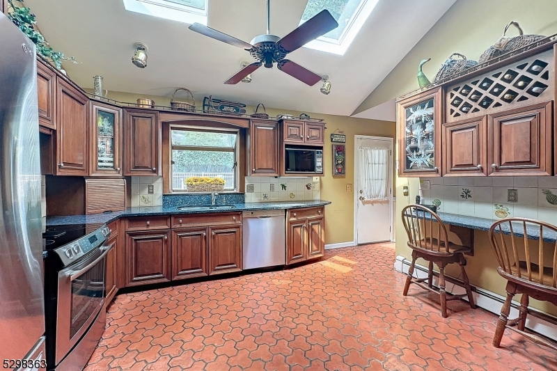 White Meadow Lake - Residential