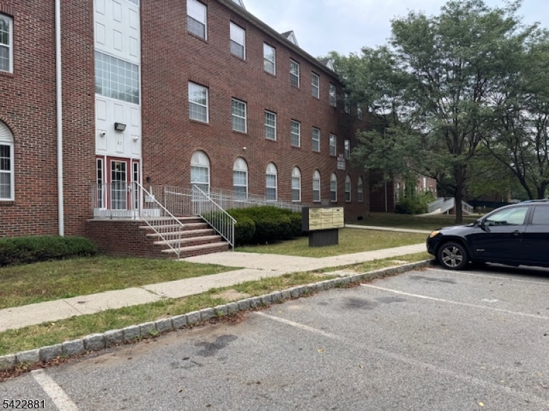 Lincoln Commons - Commercial Lease