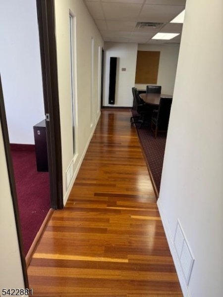 Lincoln Commons - Commercial Lease