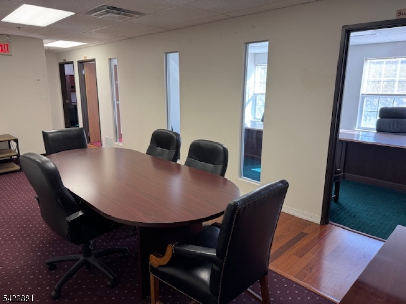 Lincoln Commons - Commercial Lease