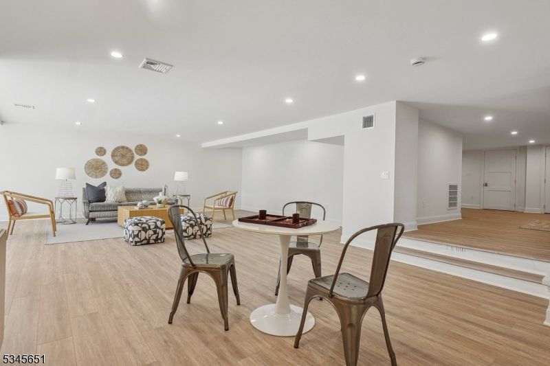 Marlboro Park - Residential