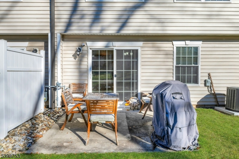 Clayton Square - Residential