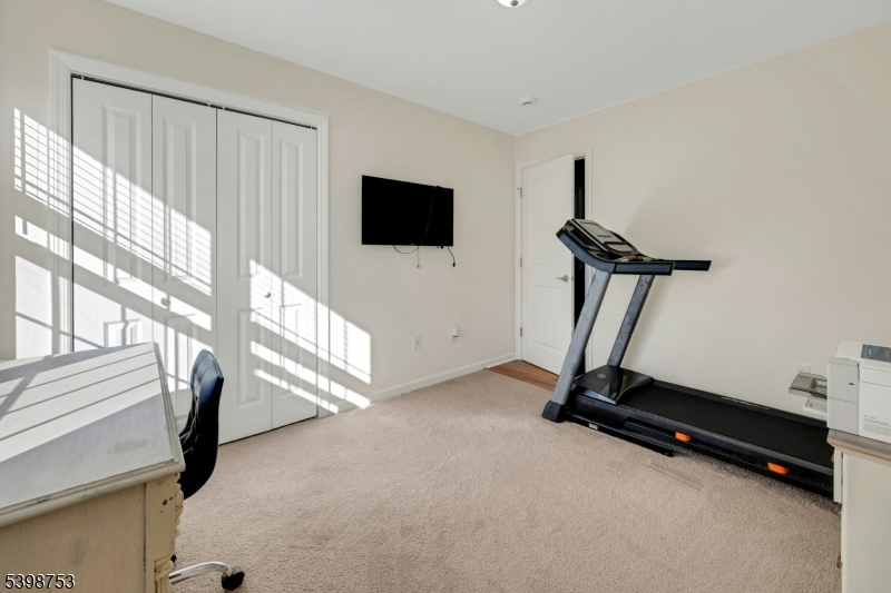 Clayton Square - Residential