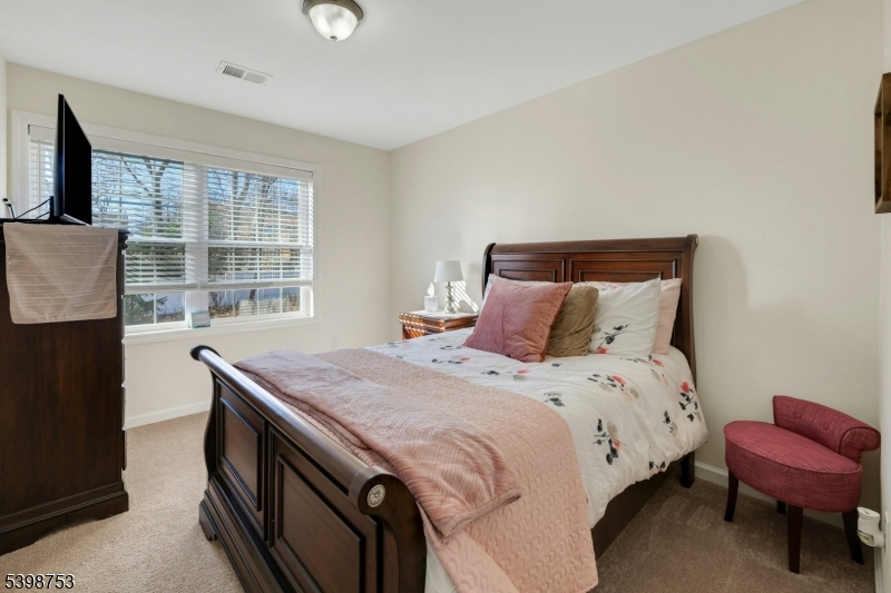 Clayton Square - Residential