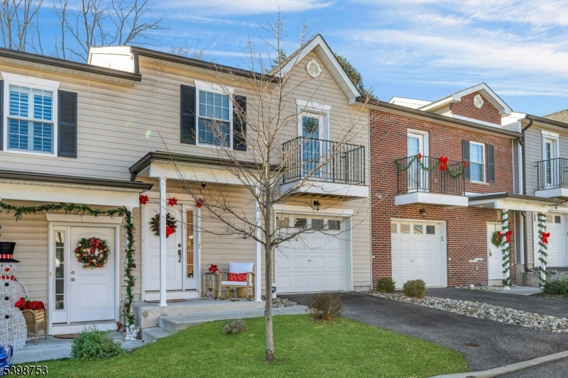 Clayton Square - Residential