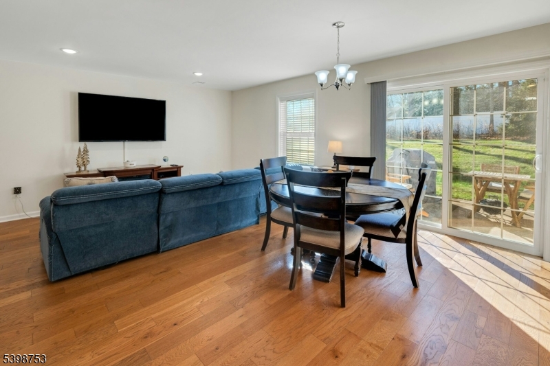 Clayton Square - Residential