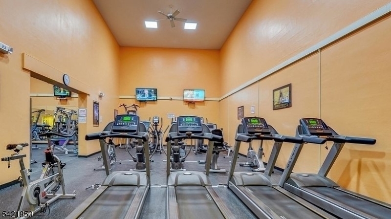 Eagle Ridge - Residential