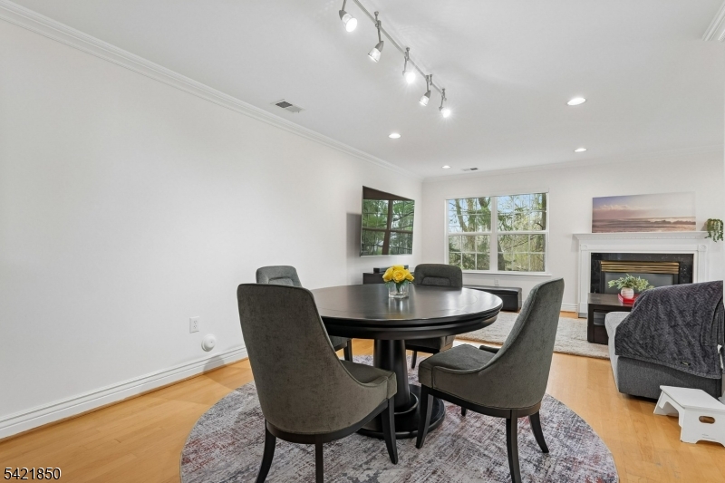 Eagle Ridge - Residential