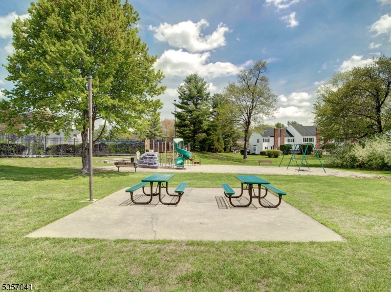 Mendham Commons - Residential