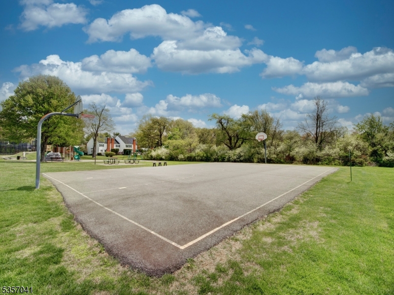 Mendham Commons - Residential