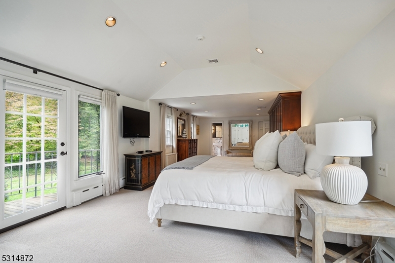 COUNTRYSIDE - Residential