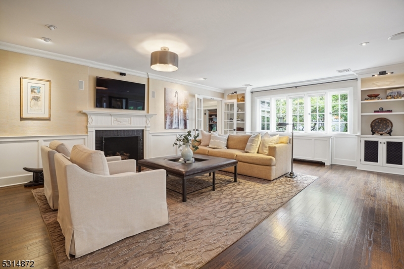 COUNTRYSIDE - Residential