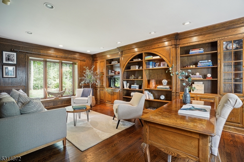 COUNTRYSIDE - Residential