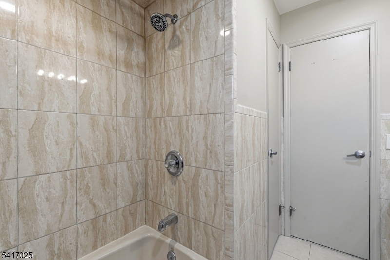 Center of Town - Residential Lease