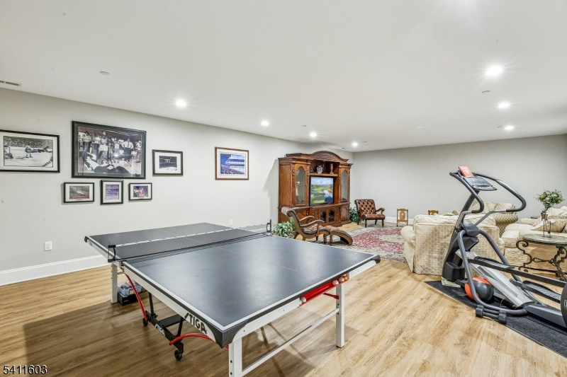 Villas At Warren - Residential