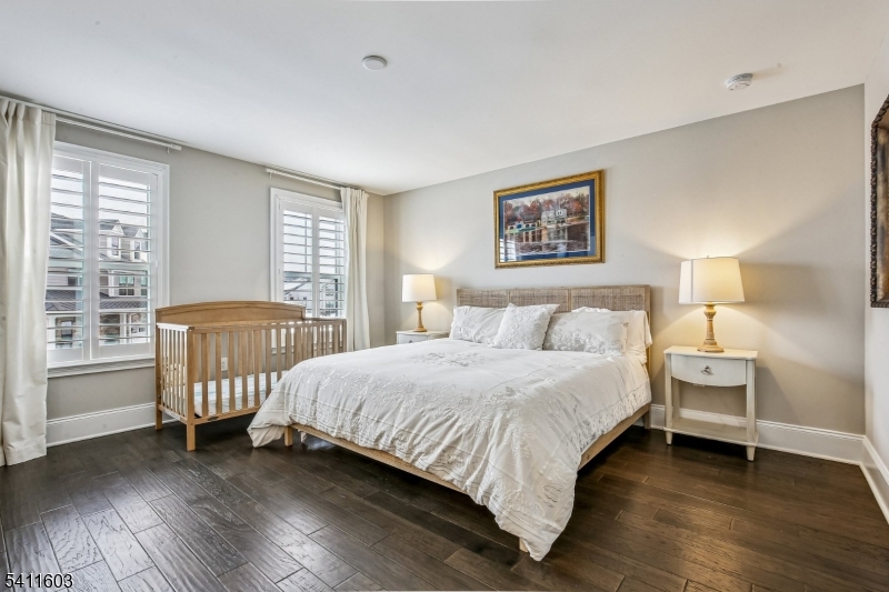 Villas At Warren - Residential