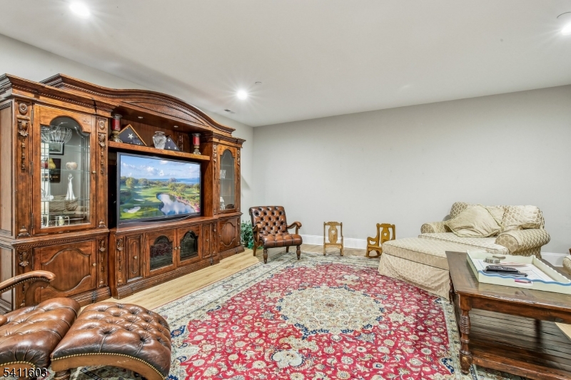 Villas At Warren - Residential