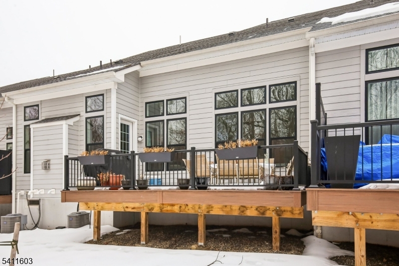 Villas At Warren - Residential