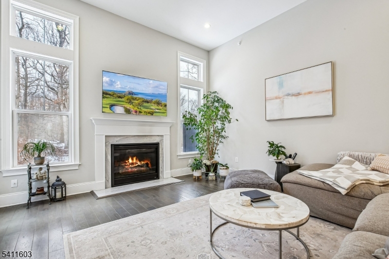 Villas At Warren - Residential