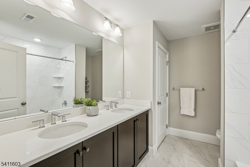 Villas At Warren - Residential