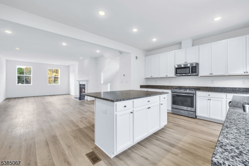 Morris Woods - Residential