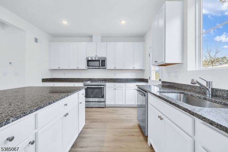 Morris Woods - Residential