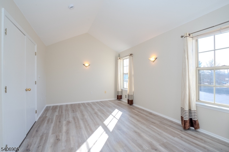 Renaissance Walk - Residential